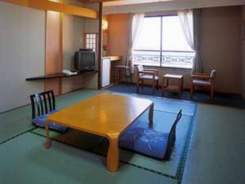 胁川彩阳酒店 平戸市 外观 照片